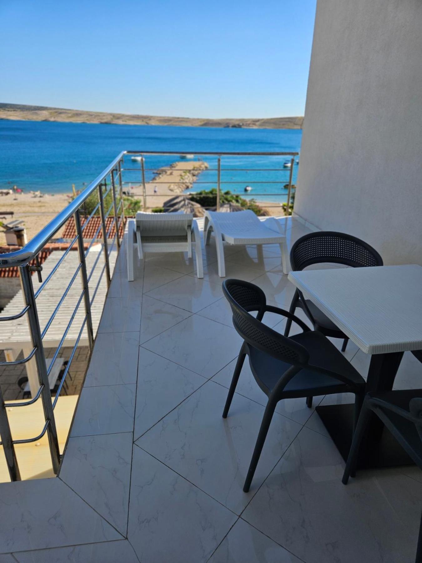 Apartments Barbati Новаля Екстер'єр фото