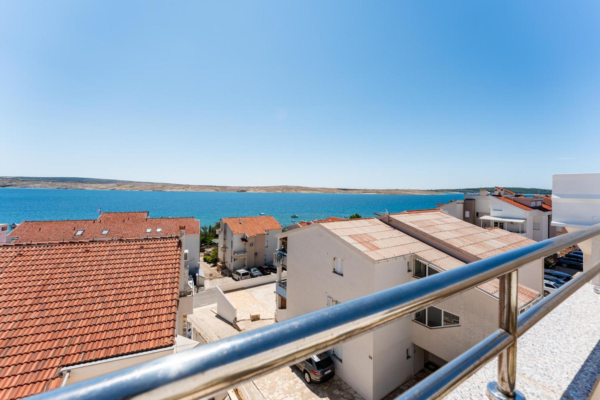 Apartments Barbati Новаля Екстер'єр фото